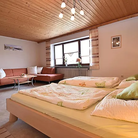 Cozy Apartment in Gleissenberg Bavaria near Forest * Gleißenberg